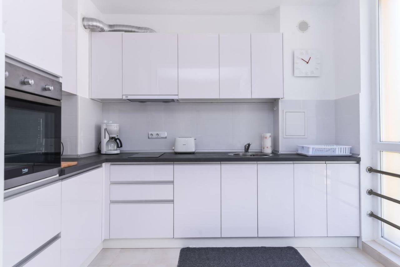صوفيا Cinecitta - One Bedroom Lion'S Bridge Apartment المظهر الخارجي الصورة
