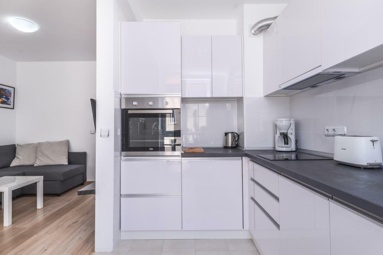 صوفيا Cinecitta - One Bedroom Lion'S Bridge Apartment المظهر الخارجي الصورة